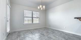 219 S Geranium Lane Gallery 4