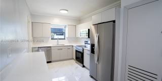 16990 NE 5th Ct Gallery 9