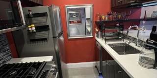 950 N Kings Rd Gallery 37