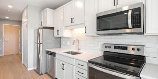 Lago Apartments Gallery 21