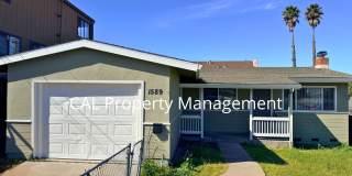 Three bedroom house in Seaside, CA Gallery 1