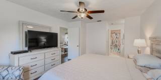 Available for a 9-month rental in the sought-after Huntington Woods community of Bradenton! Available for a 9-month rental in the sought-after Huntington Woods community of Bradenton! Gallery 17