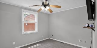 Spacious 4BR House in Dundalk Gallery 26