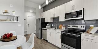 The Oxford Gallery 12