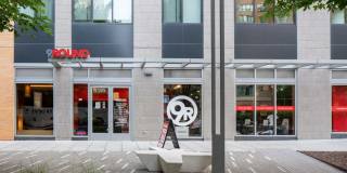 Insignia On M Gallery 33