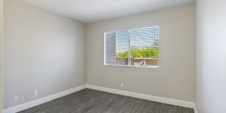 The Avenue at Carlsbad Gallery 25