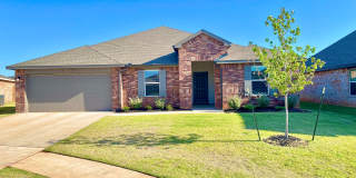 Spacious 4 Bed, 2 Bath in Deer Creek Schools Gallery 1