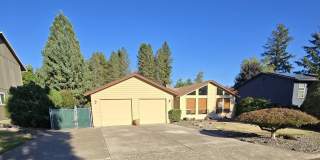 Rare One level Ranch -Huge Fenced Backyard Includes Yard Service- Happy Valley Gallery 1