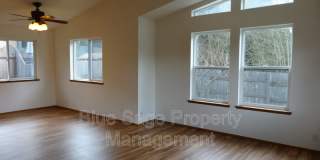 906 E Bryson Ave 1/2 Gallery 1