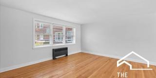 2729 West Berwyn Ave. Gallery 9