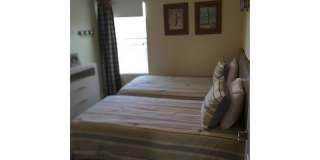 GORGEOUS SINGLE FAMILY HOME, PROFESSIONALLY DECORATED, FULLY FURNISHED Gallery 12