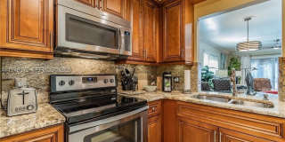 1519 CAPE CORAL PKY W Gallery 9