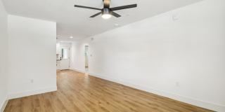 Welcome to San Marco Sq Apartments - NOW OFFERING an 18mo Lease on this 1 bedroom apartment in a vibrant, pet-friendly community located just 1.2 miles from the hip and historic San Marco Square restaurants, businesses and boutique shops. Gallery 5