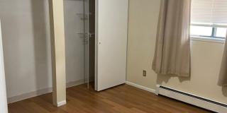 Condo in Pendleton Square Gallery 26