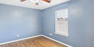 319 SW Coral Gallery 17