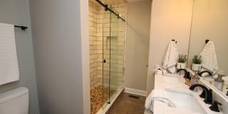 1007 Vernon Street Gallery 13