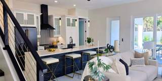 Bold Sarasota Bay Luxury Custom Home, 5 beds/4 baths, Private pool. Gallery 17