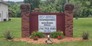 1000 E Canal St - Unit D2 - Room 4 Gallery 1