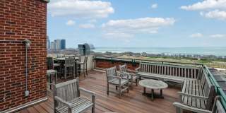 888 S Michigan Avenue Gallery 23