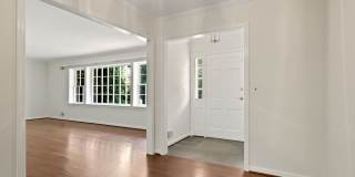 3 Bed 3 Bath - Potomac Falls Rambler - 2 Car Garage Gallery 3
