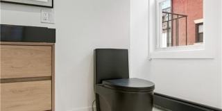 170 Broadway unit: A Gallery 8