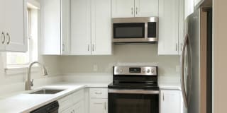 Hidden GEM 2BD Home with WiFi & Washer/Dryer | 1 Month Free on a 13-Month Lease!! Gallery 1