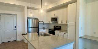 207 E Oak Ave Gallery 26