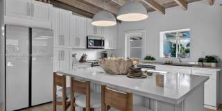 3138 SW 15th St Gallery 4