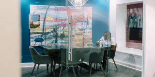 Sullivan Place Gallery 34