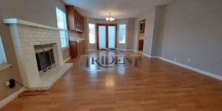 2 story, 3 bedroom, 2 1/2 bath house Gallery 3