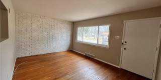 11909 Homestead Avenue Gallery 10