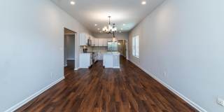 619 Midlake Drive Gallery 37