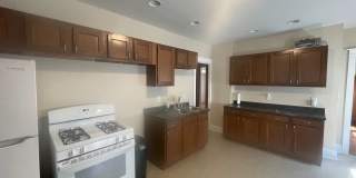 Charming Single Family Home in Sherman Park Gallery 7