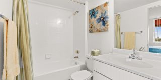 Tennis Towers Apartments Gallery 7