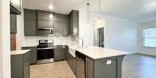 Beautiful 3 Bedroom Home in Azalea Farms in Noble Gallery 21