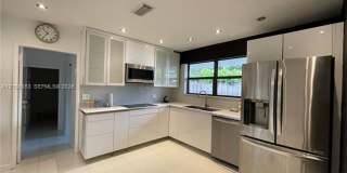 2115 Alamanda Dr # 2115, North Miami, FL 33181 2115 Alamanda Dr # 2115, North Miami, FL 33181 Gallery 1