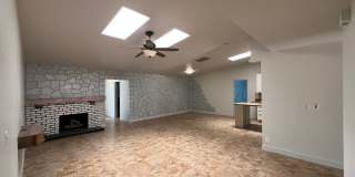 Spacious Single-Story 6-bed 3-bath Oasis with Private Pool and Spa in Spring Valley Gallery 4