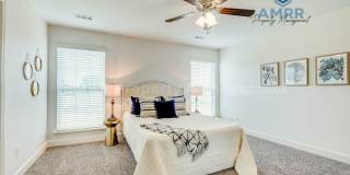 MOVE IN SPECIAL: Save $200 off on rent per month. Gallery 14