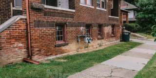 2072 Indianola Avenue Gallery 4