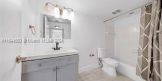 5760 Rock Island Road Gallery 20