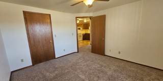 Willow Creek Apartments Gallery 32