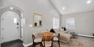 Spacious 4BR House in Denver Gallery 11