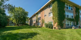 Valley Village Apartments Gallery 13