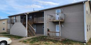 Nice 2BR/1BA in Joplin near MSSU campus! (upstairs unit with Balcony! ) HUD APPROVED!! Gallery 21
