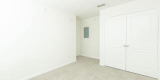 Willow Glen Gallery 73