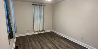Cozy Cottage in West Nashville, Walk to Charlotte Park, Easy Interstate Access, Fenced Yard, Pet Friendly, W?D hook-ups Gallery 9