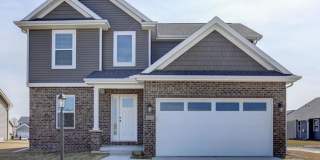 Beautiful 5 bed home with New Fence and Finished Basement - Mahomet - AVAILABLE NOW Gallery 1