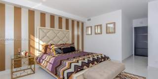 19390 Collins Ave Gallery 15