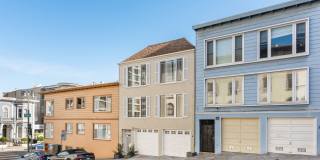 Stunning, Pet Friendly Edwardian 2BR Remodel in Prime location Gallery 2