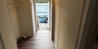 2 Bedrooms - 2 Bathrooms Gallery 8